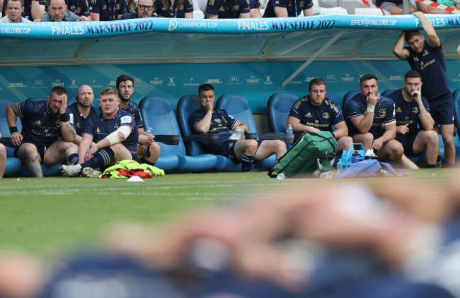 andrew-porter-tadhg-furlong-caelan-doris-johnny-sexton-sean-cronin-watch-the-closing-minutes-from-the-bench