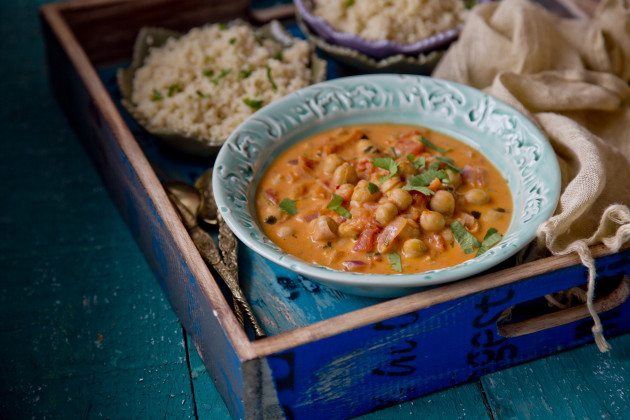 HAPPY-MIDWEEK-10 minute Indian Chickpea Curry_v1HAPPY-MIDWEEK-10 minute Indian Chickpea Curry_v1U52B8946