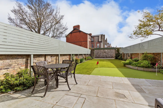 10-06-2022 at 15.16.30rathmines 3