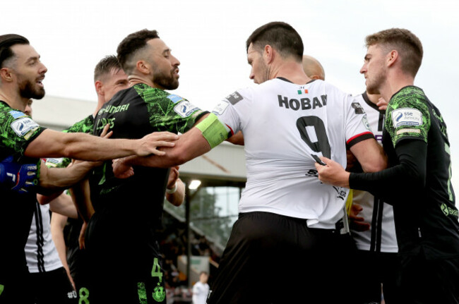 roberto-lopes-and-lee-grace-argue-with-patrick-hoban