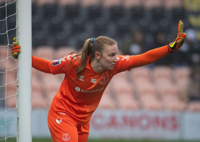 london-uk-19th-dec-2021-everton-women-goalkeeper-courtney-brosnan-during-the-fawsl-match-between-tottenham-hotspur-women-and-everton-ladies-at-the-hive-london-england-on-19-december-2021-photo