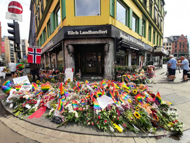 oslo-norway-26th-june-2022-flower-memorial-in-front-of-the-pubs-and-gay-bar-in-oslo-near-where-two-people-died-and-21-were-wounded-early-on-saturday-morning-in-what-has-been-described-by-the-norwe