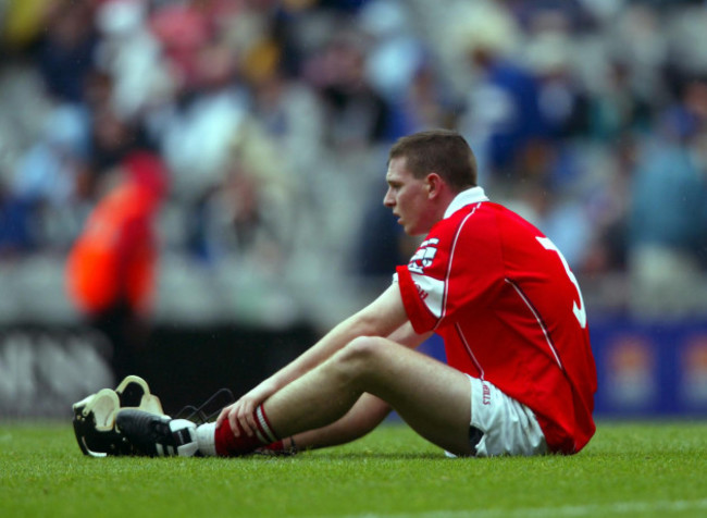 a-dejected-niall-horgan-at-the-final-whistle