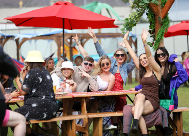 1431 NO FEE Longitude Festival