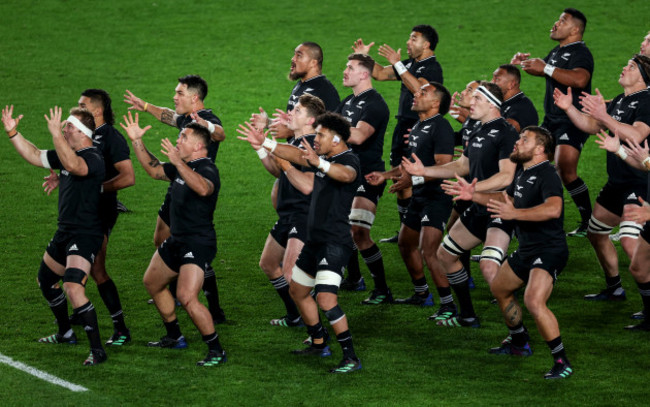 the-new-zealand-team-perform-the-haka