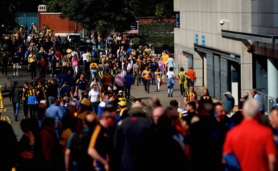 fans-make-their-way-to-croke-park