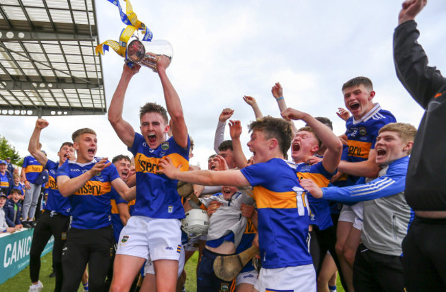 sam-ofarrell-celebrates-with-his-teammates