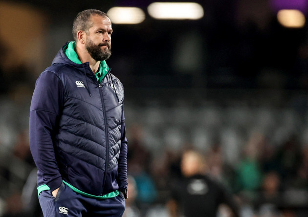 andy-farrell-during-the-warm-up
