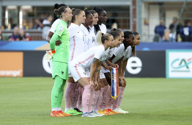 team-france-poses-before-the-international-womens-friendly-football-match-between-france-and-vietnam-on-july-1-2022-at-stade-de-la-source-in-orleans-france-photo-jean-catuffedppilivemedia