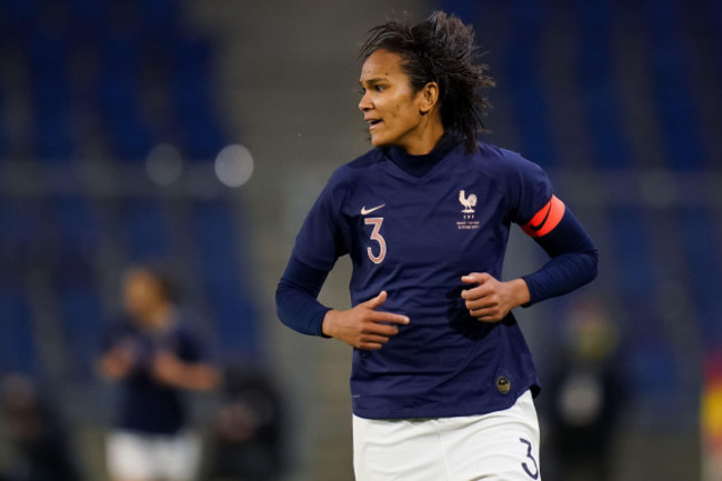 le-havre-france-february-22-wendie-renard-of-france-during-the-tournoi-de-france-2022-match-between-france-and-netherlands-at-stade-oceane-on-february-22-2022-in-le-havre-france-photo-by-rene-n