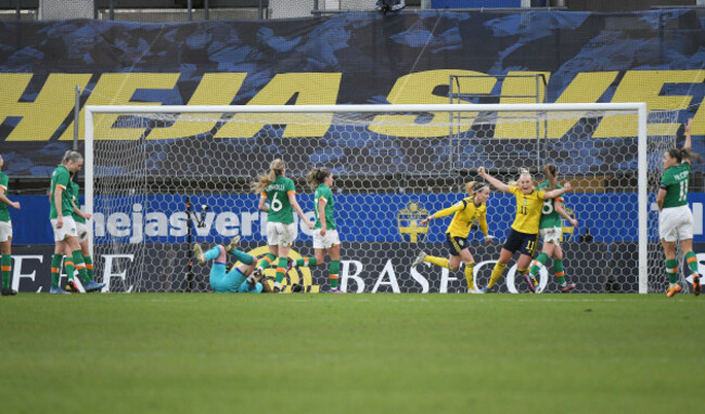 kosovare-asllani-celebrates-scoring-the-equalising-goal