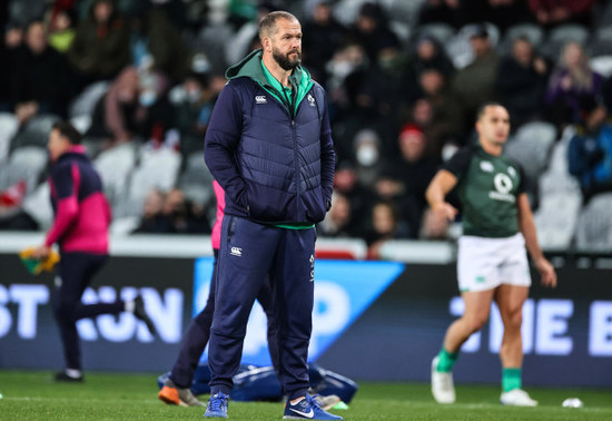 andy-farrell-during-the-warm-up