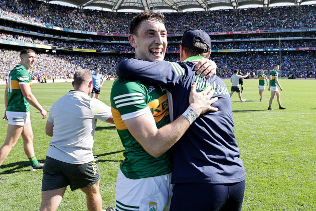 jack-oconnor-celebrates-after-the-game-with-paudie-clifford