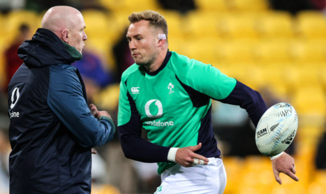 paul-oconnell-with-kieran-treadwell-during-the-warm-up