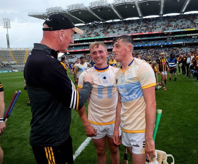 brian-cody-celebrates-with-mikey-butler-and-cian-kenny