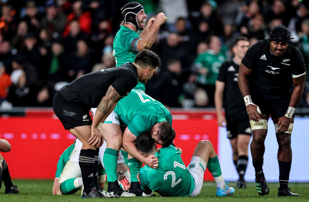 cian-healy-conor-murray-and-caelan-doris-celebrate-at-the-final-whistle