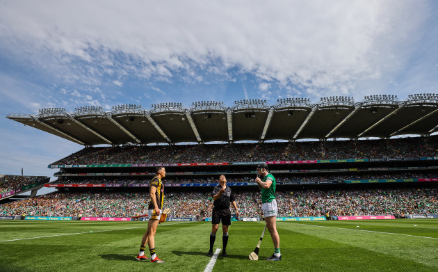 richie-reid-colm-lyons-and-declan-hannon-during-the-coin-toss