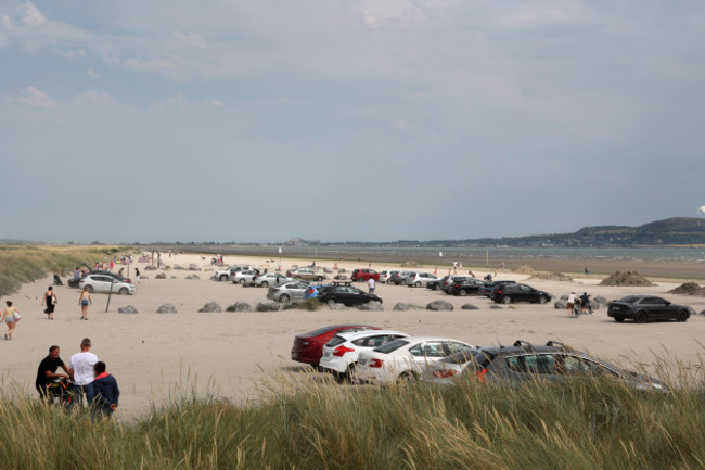 dollymount strand 107