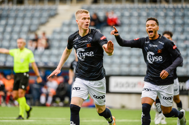 samuel-fridjonsson-celebrates-scoring-their-second-goal