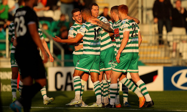 dylan-watts-celebrates-scoring-the-second-goal-with-his-teammates