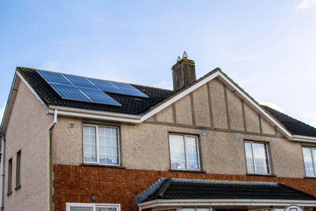 the-use-of-solar-panels-on-the-roofs-of-private-properties-free-energy