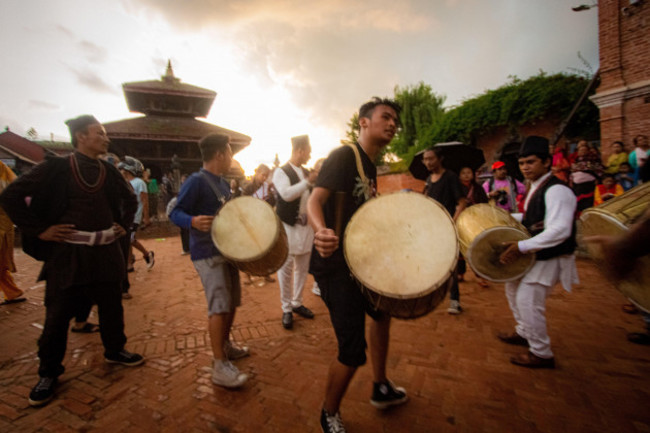 bhaktapur-bagmati-nepal-18th-aug-2022-local-from-bhaktapur-celebrating-afterwards-gai-jatra-festival-saparu-festival-at-bhaktapur-nepal-gai-jatra-is-a-festival-celebrated-on-the-full-moon-of-b