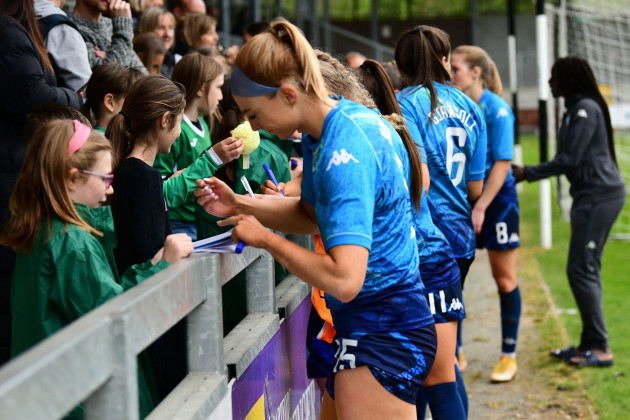 hayley-nolan-15-london-city-lionesses-signs-autographs-for-the-fans-after-the-fa-womens-championship-fixture-between-london-city-lionesses-v-blackburn-rovers-at-princes-park-in-dartford-england