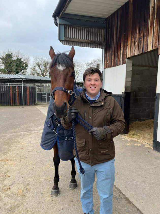 Conor Kehoe with Tiger roll in gordons yard