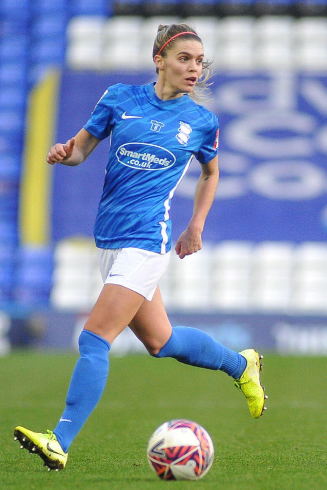 jamie-finn-birmingham-city-14-on-the-ballduring-the-womens-super-league-game-between-birmingham-city-arsenal-at-st-andrews-stadium-in-birmingham-england-karl-w-newtonsports-press-photo