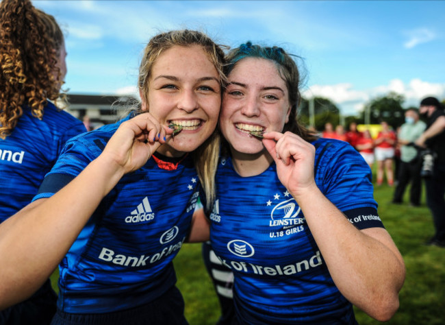 erin-king-and-katie-whelan-with-their-medals