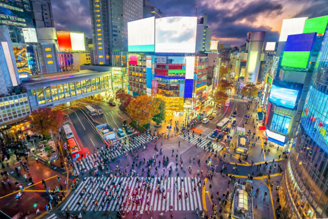 shibuyacrossingattwilightintokyojapanfromabove