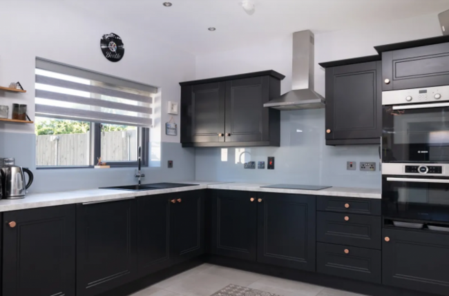 Screenshot 2022-09-02 at 23.16.04