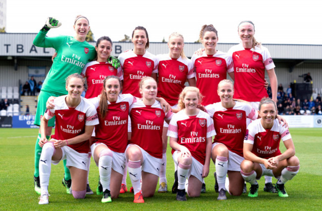 arsenal-team-left-to-right-back-to-front-goalkeeper-sari-van-veenendaal-danielle-van-de-donk-viktoria-schnaderbeck-leah-williamson-dominique-bloodworth-louise-quinn-vivianne-miedema-lisa-eva