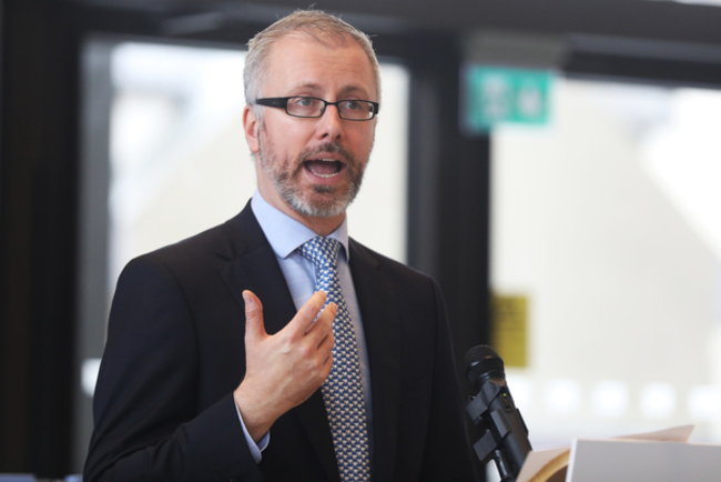 Minister O Gorman 005