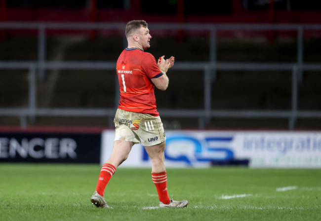 dave-kilcoyne-applauds-the-fans-after-he-is-substituted-off-after-making-his-200th-appearance