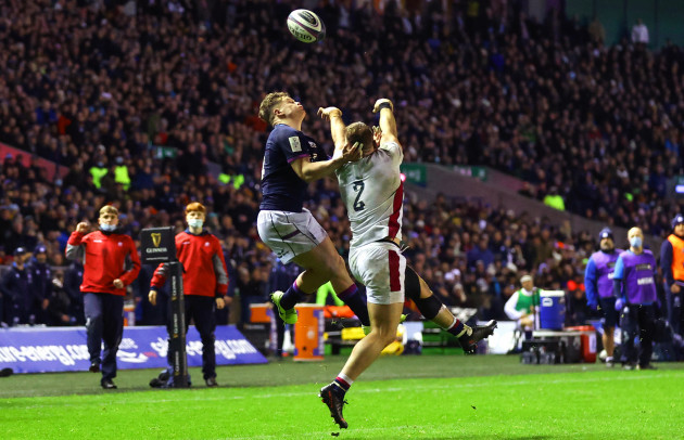 luke-cowan-dickie-commits-a-deliberate-knock-on-leading-to-a-yellow-card-and-a-penalty-try-for-scotland