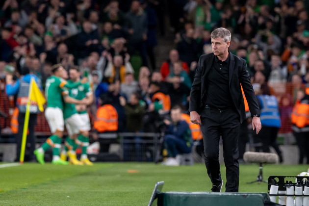 stephen-kenny-reacts-after-robbie-brady-scored-from-the-penalty-spot