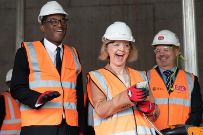 prime-minister-liz-truss-and-chancellor-of-the-exchequer-kwasi-kwarteng-left-during-a-visit-to-a-construction-site-for-a-medical-innovation-campus-in-birmingham-on-day-three-of-the-conservative-par