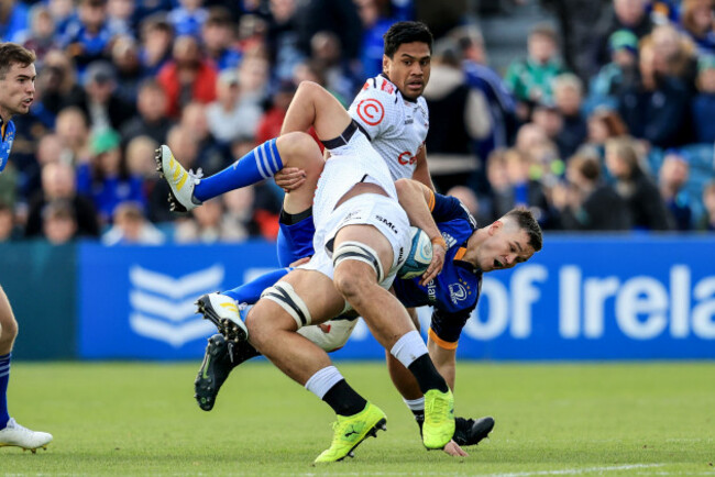 justin-basson-tackles-jonathan-sexton