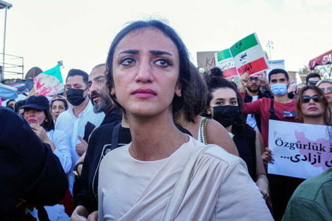 protest-for-mahsa-amini-and-freedom-in-iran-istanbul