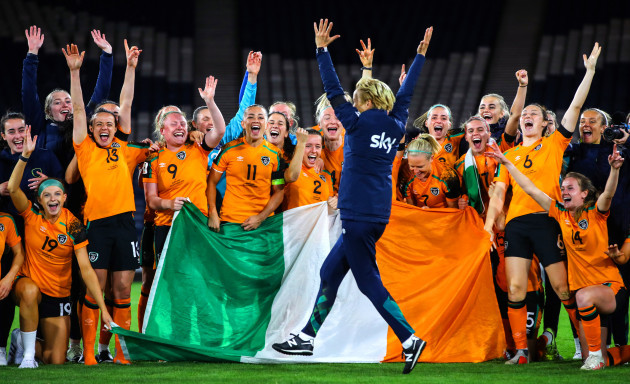 ireland-celebrate-qualifying-for-the-world-cup
