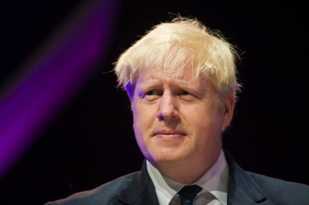 boris-johnson-reading-from-his-book-johnsons-life-of-london-at-the-telegraph-hay-festival-2012-hay-on-wye-powys-wales-uk