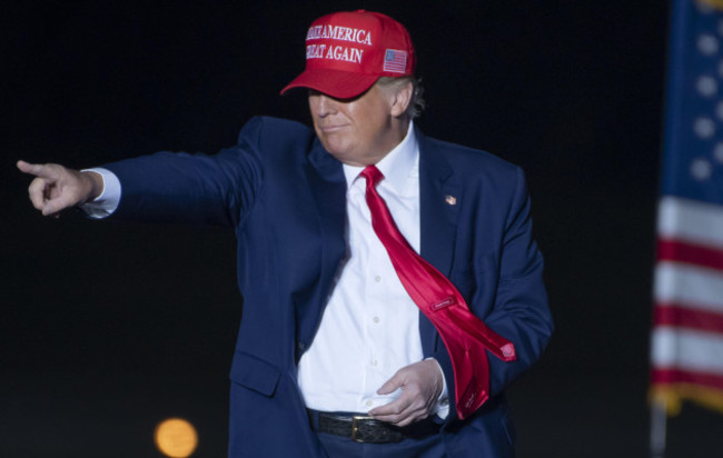 latrobe-united-states-05th-nov-2022-former-president-donald-trump-bids-farewell-to-supporters-at-the-save-america-rally-at-arnold-palmer-regional-airport-in-latrobe-pennsylvania-on-saturday-no