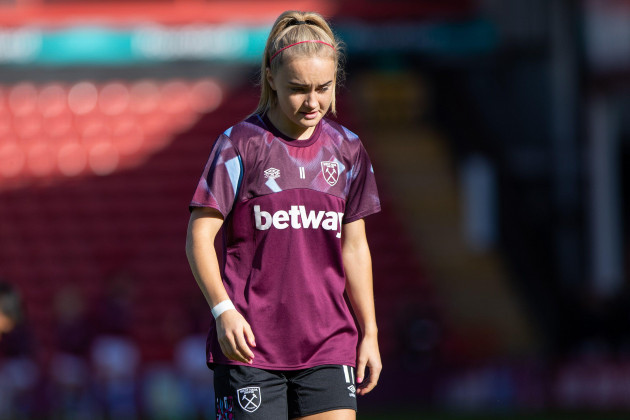 15th-october-2022-izzy-atkinson-barclays-womens-super-league-game-between-aston-villa-and-west-ham-united-at-bescot-stadium-walsall