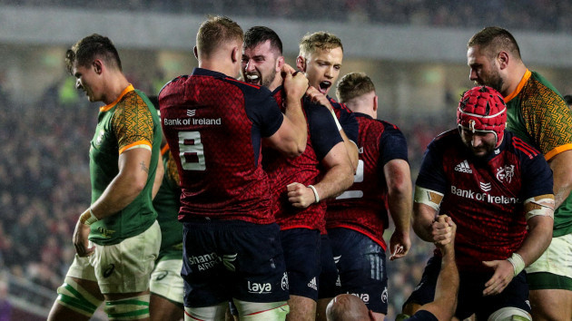 diarmuid-barron-celebrates-scoring-a-try-with-gavin-coombes