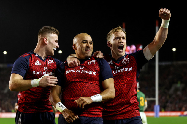 simon-zebo-celebrates-scoring-a-try-with-shane-daly-and-mike-haley