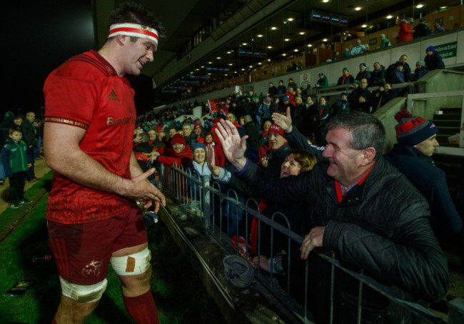 billy-holland-with-his-parents-jerry-and-jean-after-his-200th-appearance