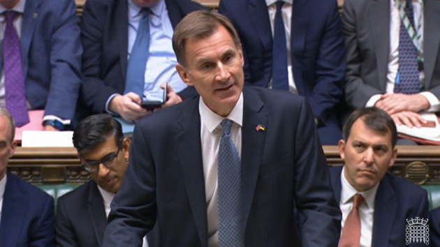 chancellor-of-the-exchequer-jeremy-hunt-delivering-his-autumn-statement-to-mps-in-the-house-of-commons-london-picture-date-thursday-november-17-2022