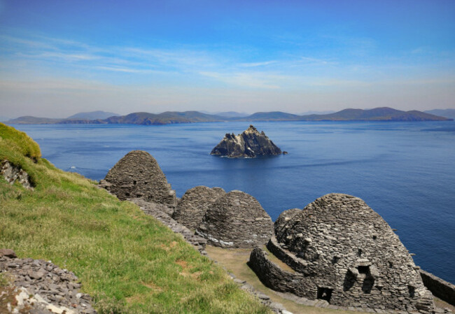 Fig. 3 Skellig MichaelSkellig Beag (1)