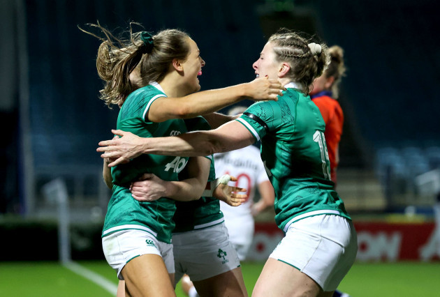 beibhinn-parsons-celebrates-scoring-her-sides-first-try-with-lauren-delany